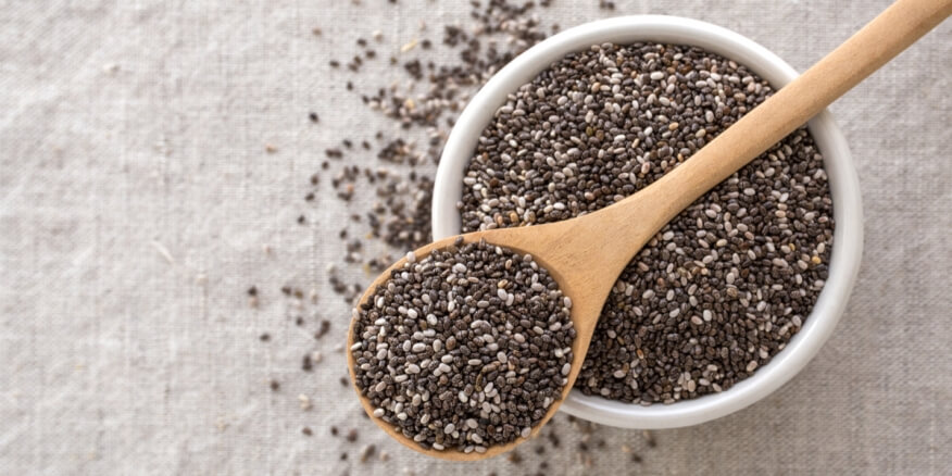 لبشرة ناعمة ومتوهجة: أفكار لتناول بذور الشيا في الشتاء